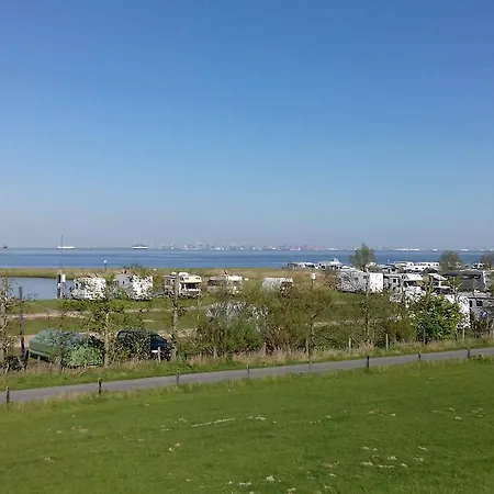 بيت للعطل Nurdachhaus 128 Ferienpark Fedderwardersiel بوتجادينغين